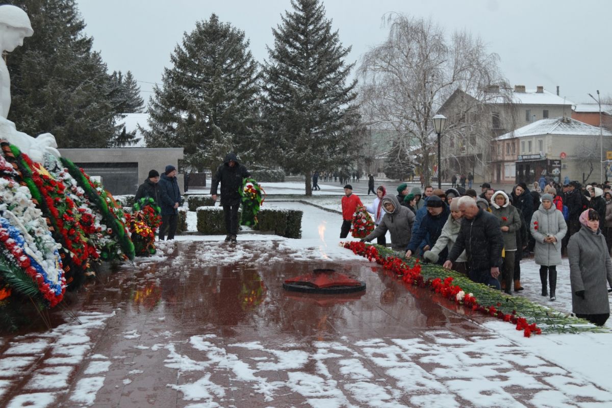 Память о соотечественниках, отдавших жизни за свободу страны и края, живёт в сердцах потомков