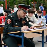 «Единая Россия» организует серию мероприятий в год 80-летия Великой Победы