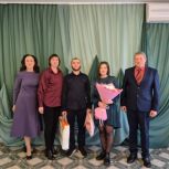 «Единая Россия» поздравили многодетную семью из Богучара
