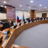 Глава Карелии поставил задачу продолжить благоустройство территории у исторического здания, где живет и творит Ансамбль «Кантеле»
