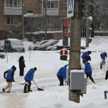 Субботники по очистке города от снега проходят в ежедневном режиме в рамках проекта «Единой России»