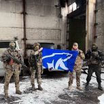 Автомобили, средства РЭБ, тепловизоры, печки-«буржуйки», масксети: реготделения «Единой России» отправили новые партии грузов за «ленту»
