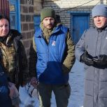Как в село Владимировка на грузовиках и в простых разговорах приходят добро и поддержка