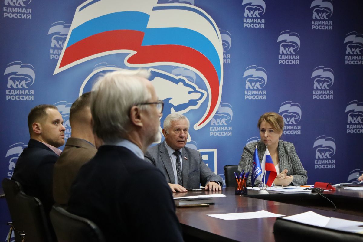 В Смоленске «Единая Россия» подвела итоги проекта «Чистая страна» за 2025 год