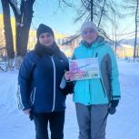 Партийцы поздравили жительниц Кусы с Татьяниным днём