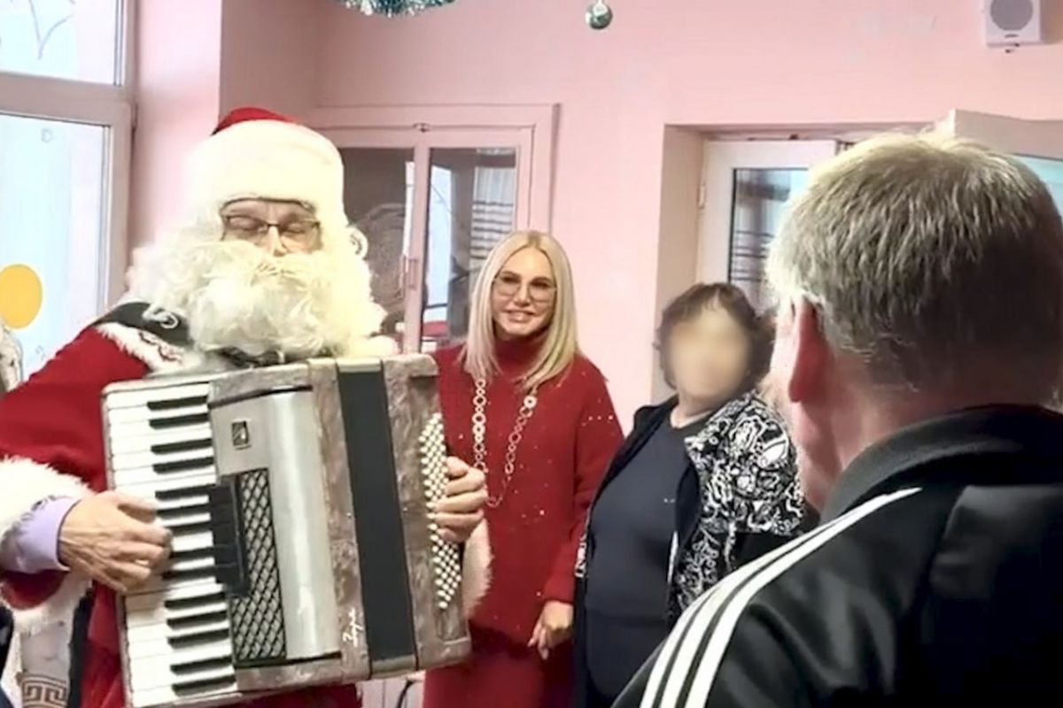 Акция «Открытки добра» подарила праздник постояльцам дома-интерната