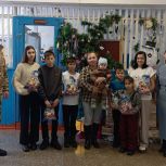 «Единая Россия» дарит новогоднее волшебство семьям ветеранов и участников СВО в Марий Эл