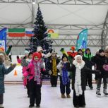 Дрожжановцы отметили Старый Новый год на льду