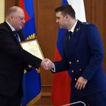 Председатель Законодательного Собрания, Секретарь Регионального отделения партии «Единая Россия»  Сергей Голубев принял участие в торжественном мероприятии, посвящённом 304-летию прокуратуры России