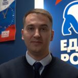 Руководитель Регионального исполкома «Единой России» Виталий Маслов поздравил Штаб общественной поддержки Челябинской области