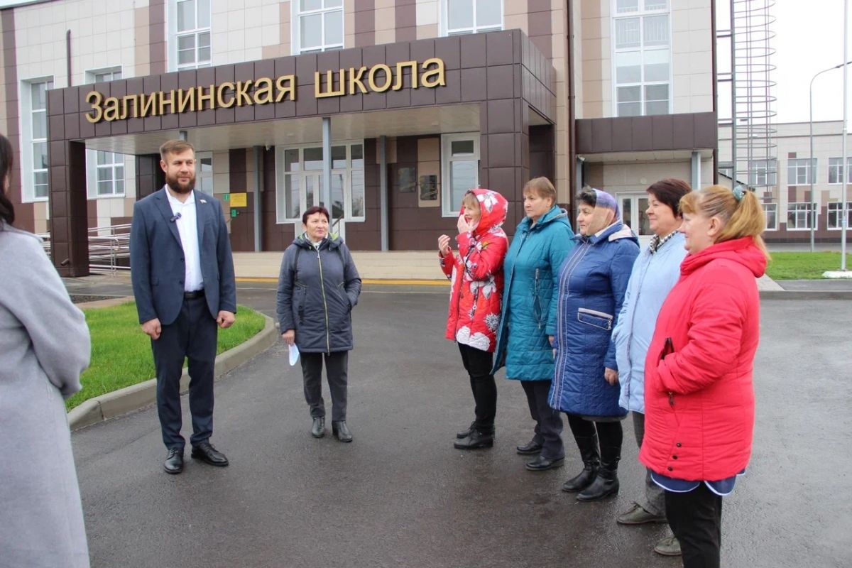 Депутат Александр Тарасов: «Свою задачу вижу в помощи гражданам, решении их проблем, сейчас это школа»