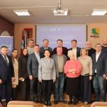 «Единая Россия» помогла депутатам Совета Омского района с разработкой проектов в сфере благоустройства