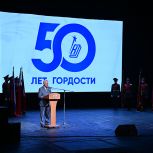 Единороссы поздравили коллектив Смоленского полиграфкомбината с 50-летним юбилеем