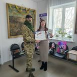 В праздник Старого Нового года Касторенские партийцы передали бойцам сладкое угощение