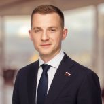 «Единая Россия» внедрит единую систему поддержки детских и молодёжных НКО