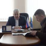 Леонид Черкесов встретился с жителями Республики в общественной приемной Госсовета Чувашии