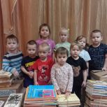 «Каждый килограмм бумаги — это вклад в Победу»: народная акция по сбору макулатуры в Большечерниговском районе набирает обороты