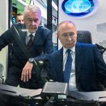Путин и Собянин дали старт тестированию беспилотного поезда метро без пассажиров