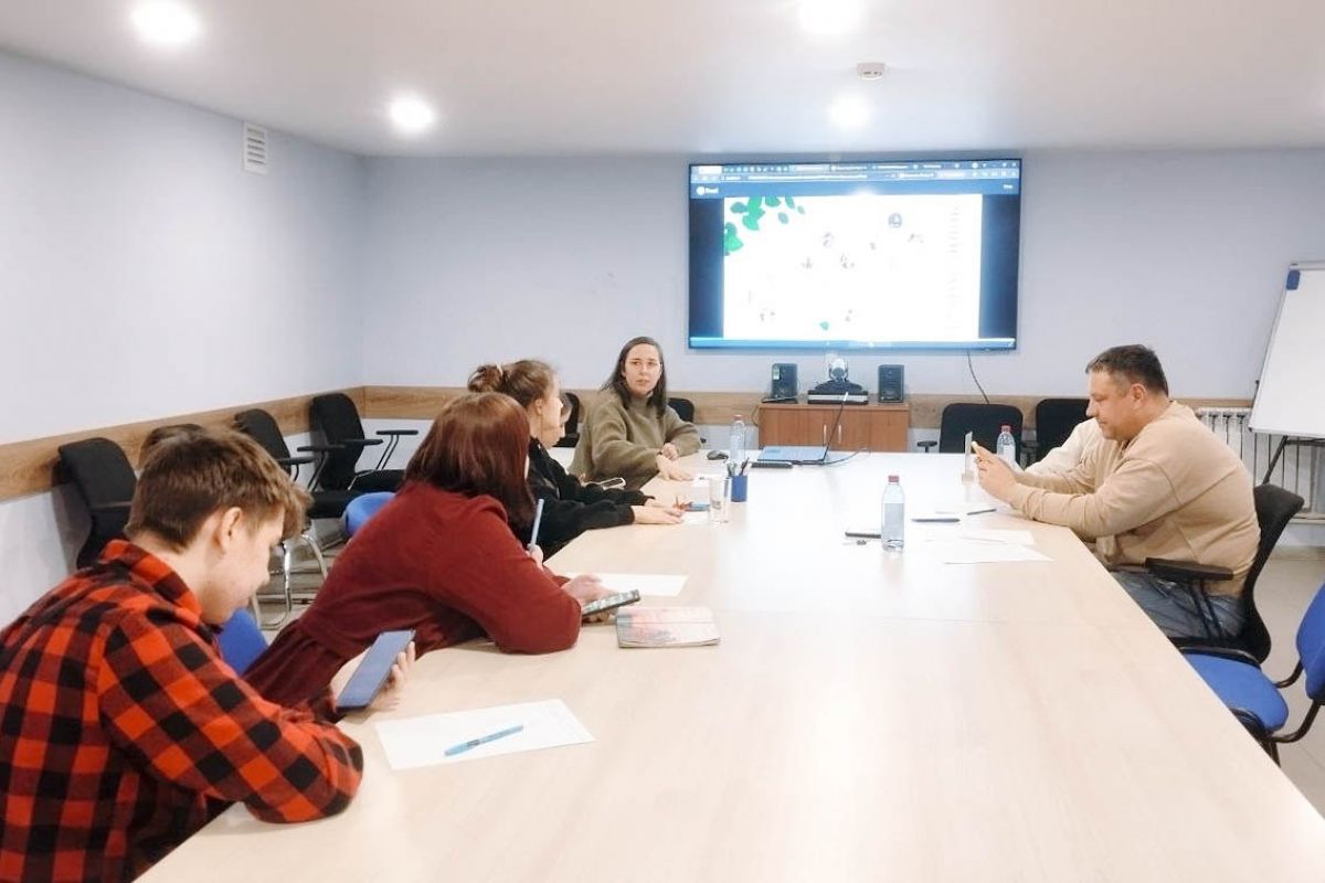 В штабе общественной поддержки «Единой России» прошла фокус-группа подросткового клуба в формате семейной встречи