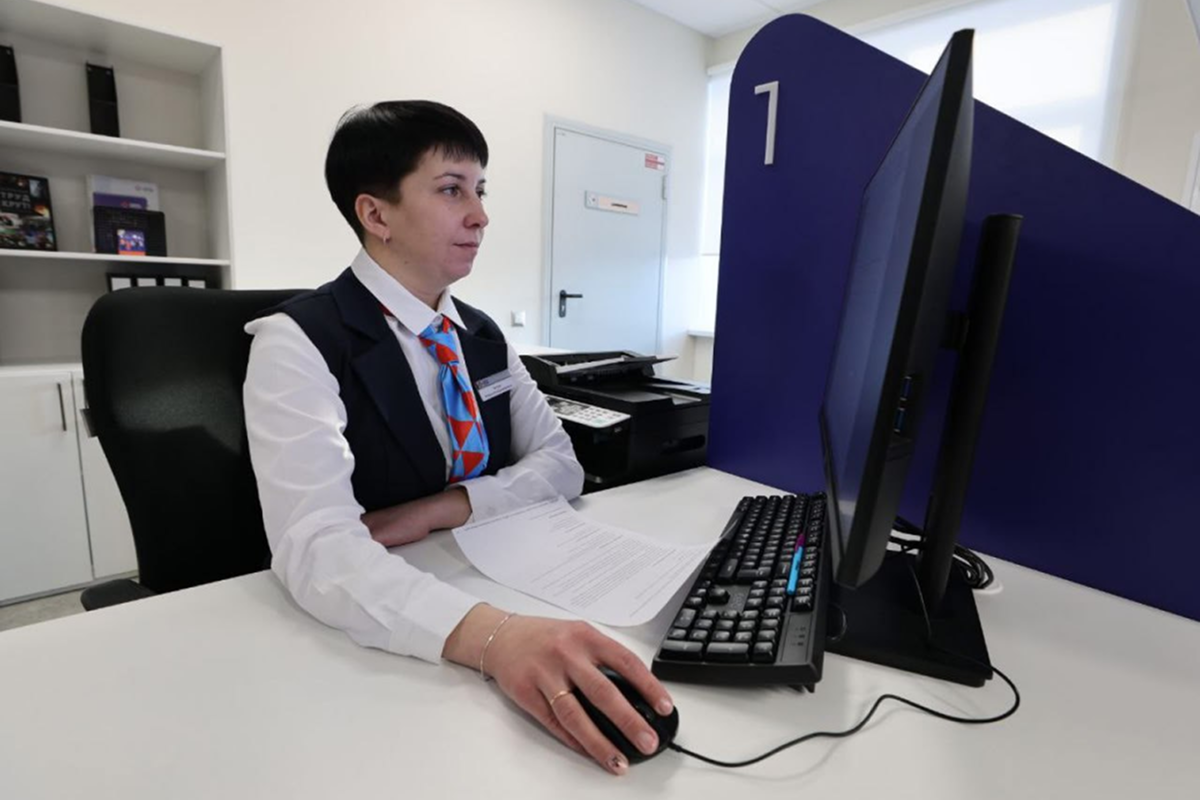 В семи районах Томской области начали работу современные центры «Работа России»