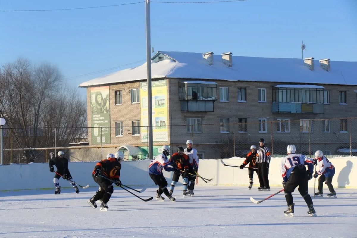 Рождественский хоккейный турнир в Сосновском округе прошел при поддержке «Единой России»