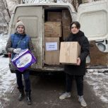 Московские единороссы привезли корма в приют для животных
