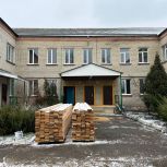 Партдесант побывал на объектах здравоохранения и образования