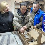 «Единая Россия» подарила участнику программы «СВОй бизнес» инструмент для развития его дела