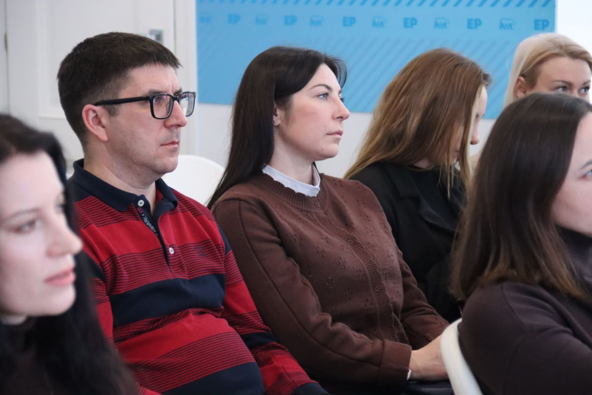 В штабе общественной поддержки «Единой России» состоялся семинар на тему развития бизнеса в 2026 году