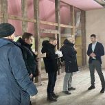 Единороссы проинспектировали ход капитального ремонта детского сада №1 в Черняховске