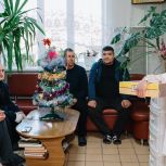 Единороссы навестили бойцов СВО, проходящих лечение в больнице Донецка