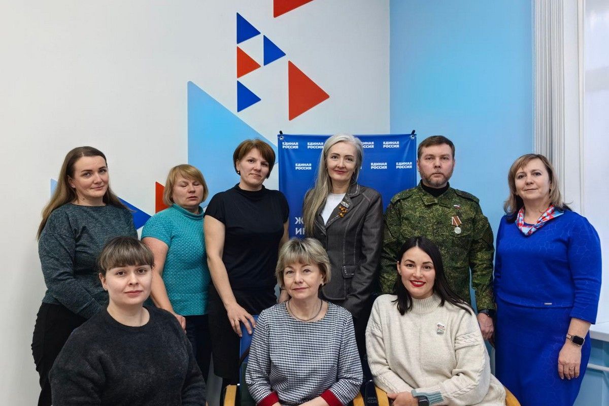 В рамках проекта «Женского движения Единой России» «Жизнь после победы» прошли встречи в женских клубах