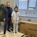 Заместитель Председателя Правительства Удмуртии Игорь Асабин исполнил мечту юного жителя из Балезино