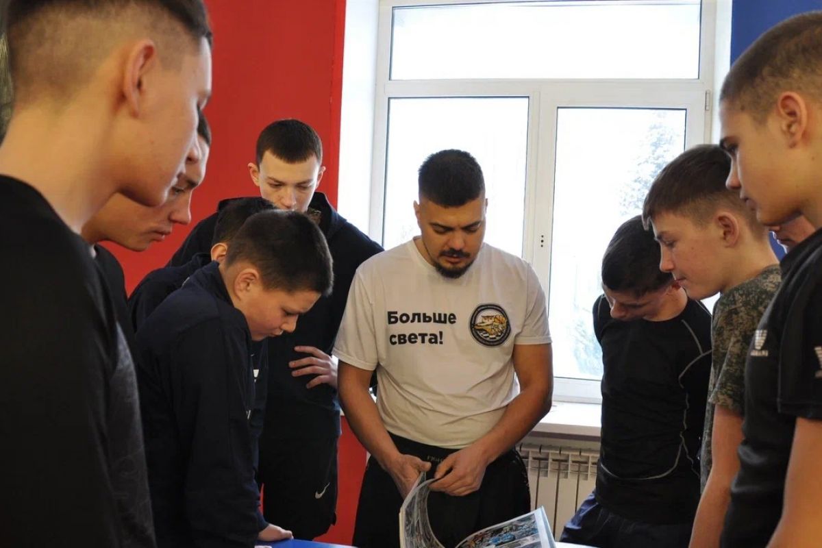 Воспитанники Раифского спецучилища познакомились с шахбоксом