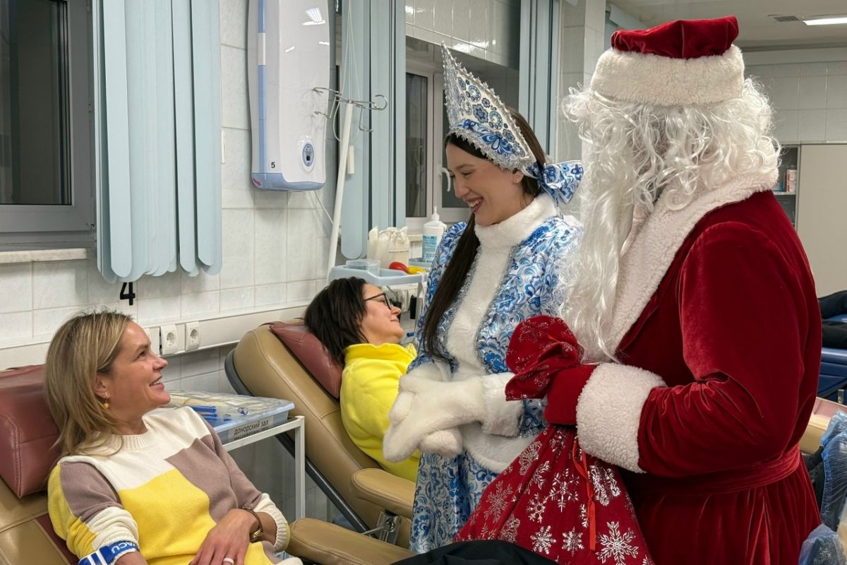 Единороссы Югры поздравляют жителей региона с Новым годом