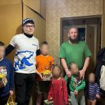 Активисты «Молодой Гвардии» Пятигорска устроили новогодний праздник для детей из малообеспеченных семей