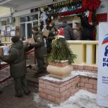 «Единая Россия» сформировала в регионах гуманитарные грузы для участников СВО
