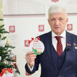 Аркадий Корольков подарил семье из ЮВАО специальные сани-коляску