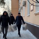 Новогодние подарки пациентам детской онкогематологии привез благовещенец, излечившийся от рака