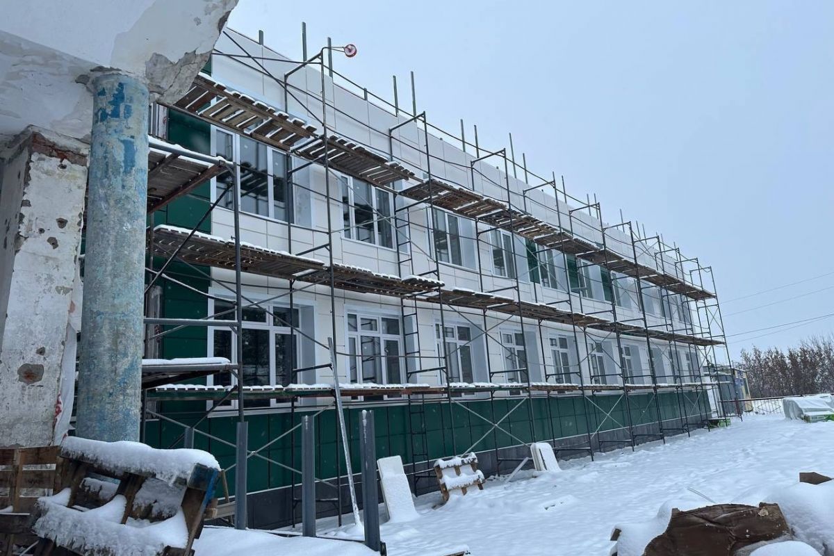 В Чебоксарском округе продолжается ремонт двух медучреждений