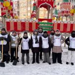 Активисты «Единой России» и «Молодой Гвардии» организовали масштабные работы по расчистке снега в регионах