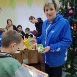 Ольга Петрова присоединилась к проекту «Коробка храбрости» — дети Новочебоксарска получили новогодние подарки