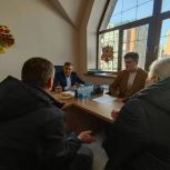Депутаты ЗСК Игорь Брагарник и городской Думы Краснодара Георгий Кольцов провели совместный прием жителей микрорайона Гидростроителей