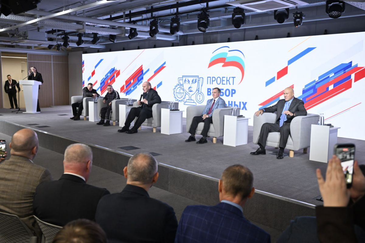 «Единая Россия» представила партпроект «Выбор сильных» юным спортсменам и тренерам Красноярского края