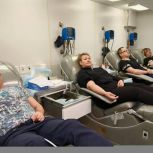 Верхнеуфалейские партийцы приняли участие в традиционной акции по сдаче крови