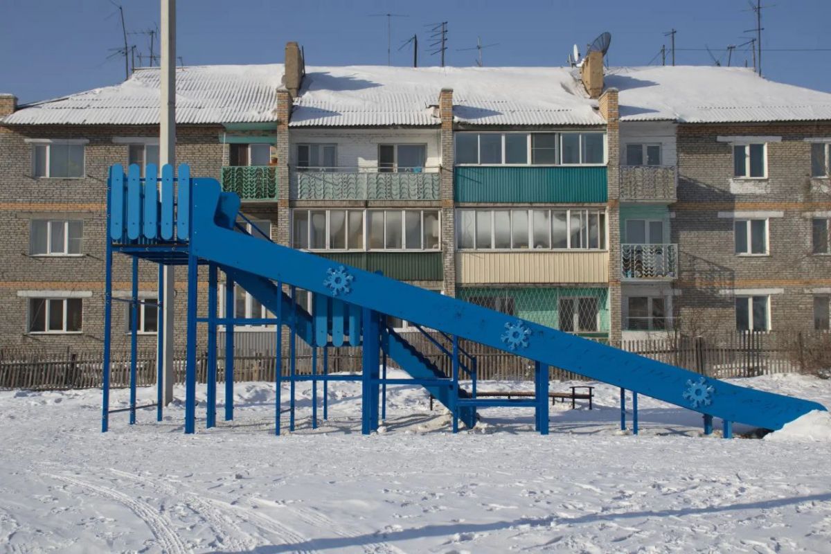 Новая безопасная горка открылась в Онохое в рамках Народной программы «Единой России»