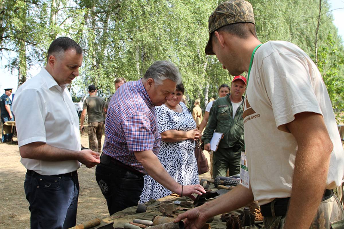 Николай Воробьев: Важно воспитать молодежь патриотами