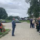 Владимир Вшивцев в Волоколамске почтил память бойцов, погибших в горячих точках