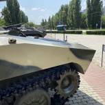 Елецкие волонтеры привели в порядок экспонаты в музее под открытым небом