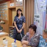 В Кыштыме Наталья Докучаева встретилась с ветеранами производства и рассказала о проделанной работе